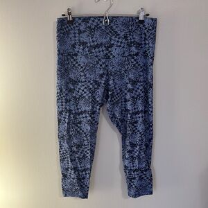 Aerie Offline Hi-Rise 7/8 Legging Short Inseam